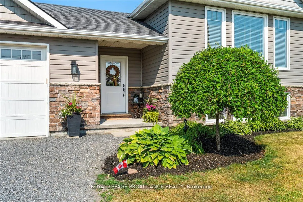 20846 Loyalist Parkway