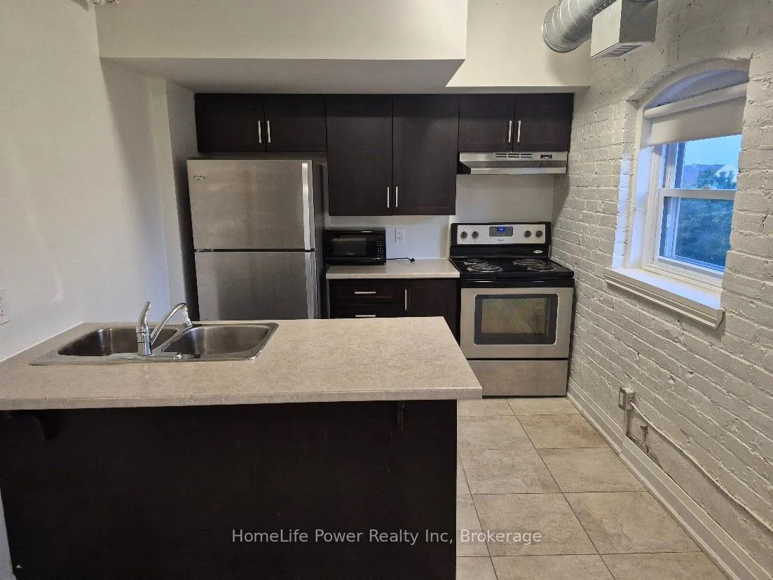 11 West Street, #406
