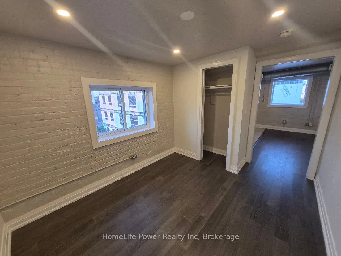 11 West Street, #405