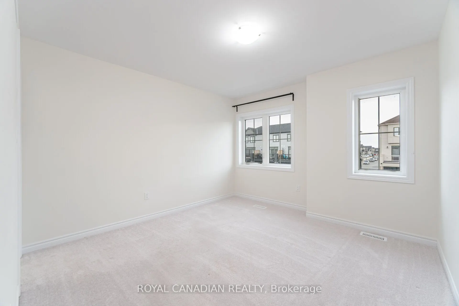 27 Bee Crescent