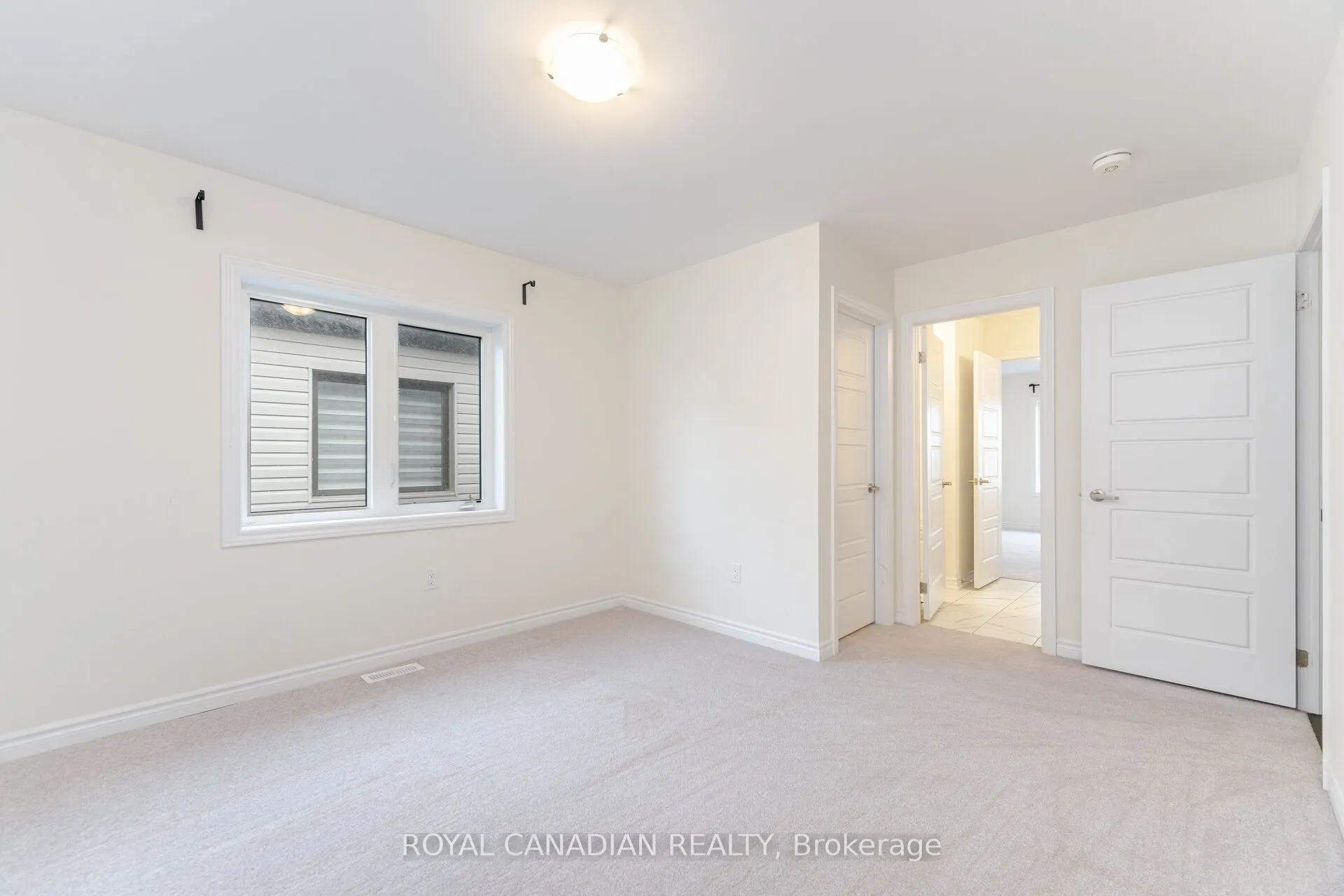 27 Bee Crescent