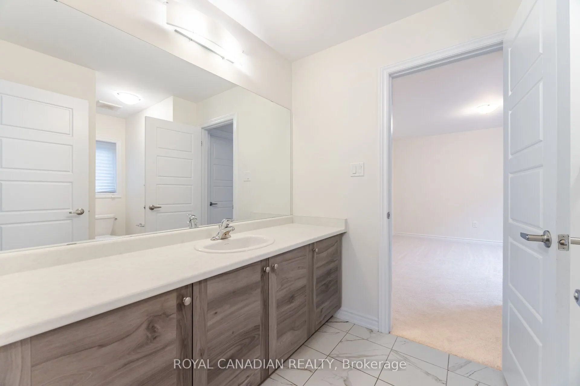 27 Bee Crescent