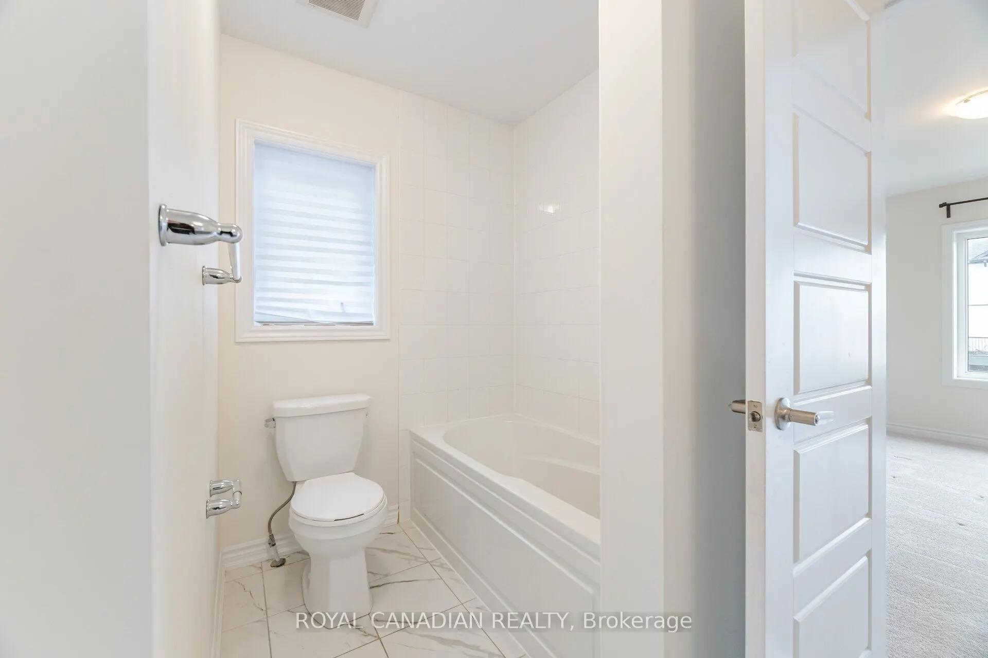 27 Bee Crescent
