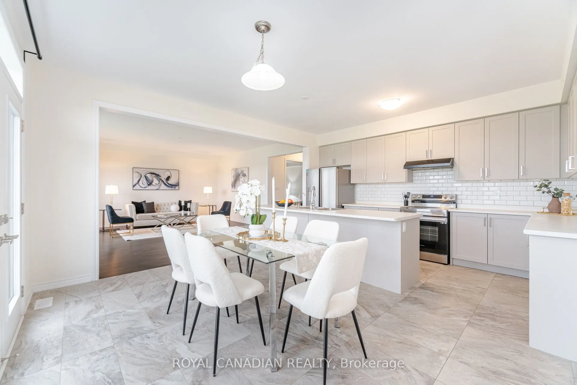 27 Bee Crescent