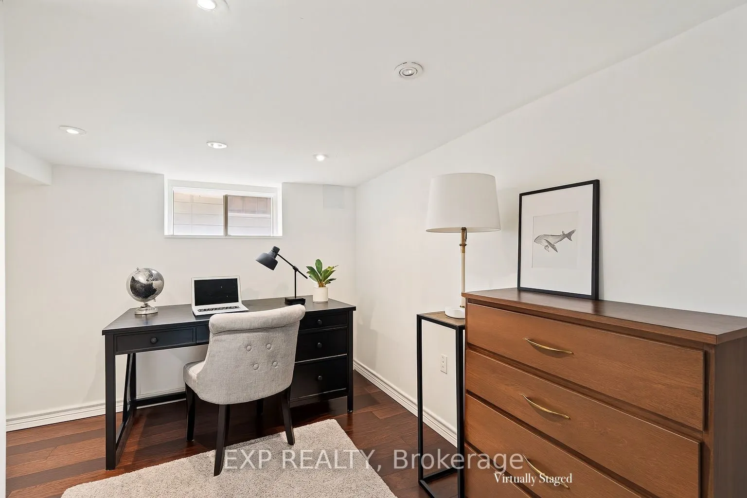 237 Victoria Road S