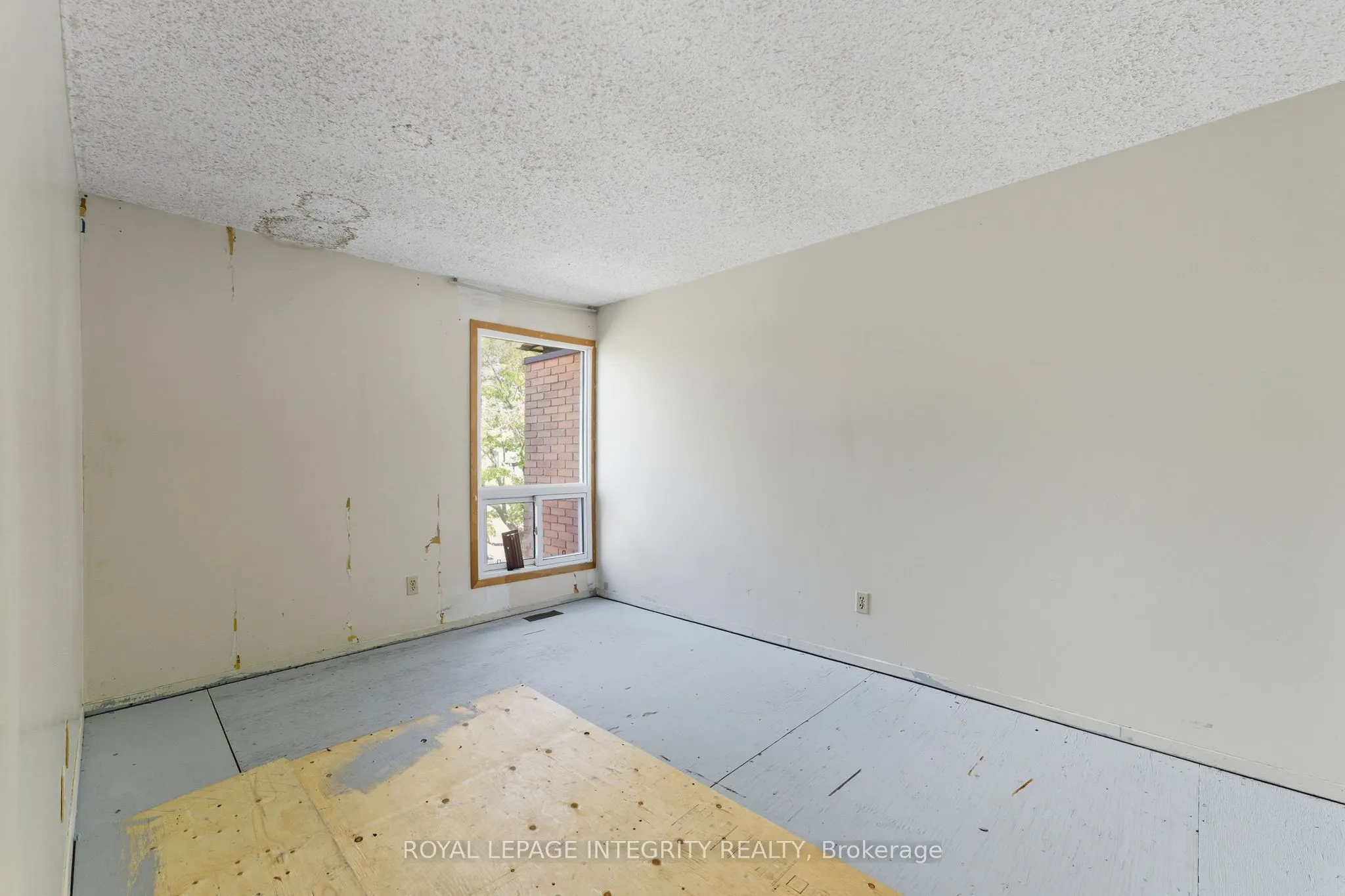 3565 Downpatrick Road, #14