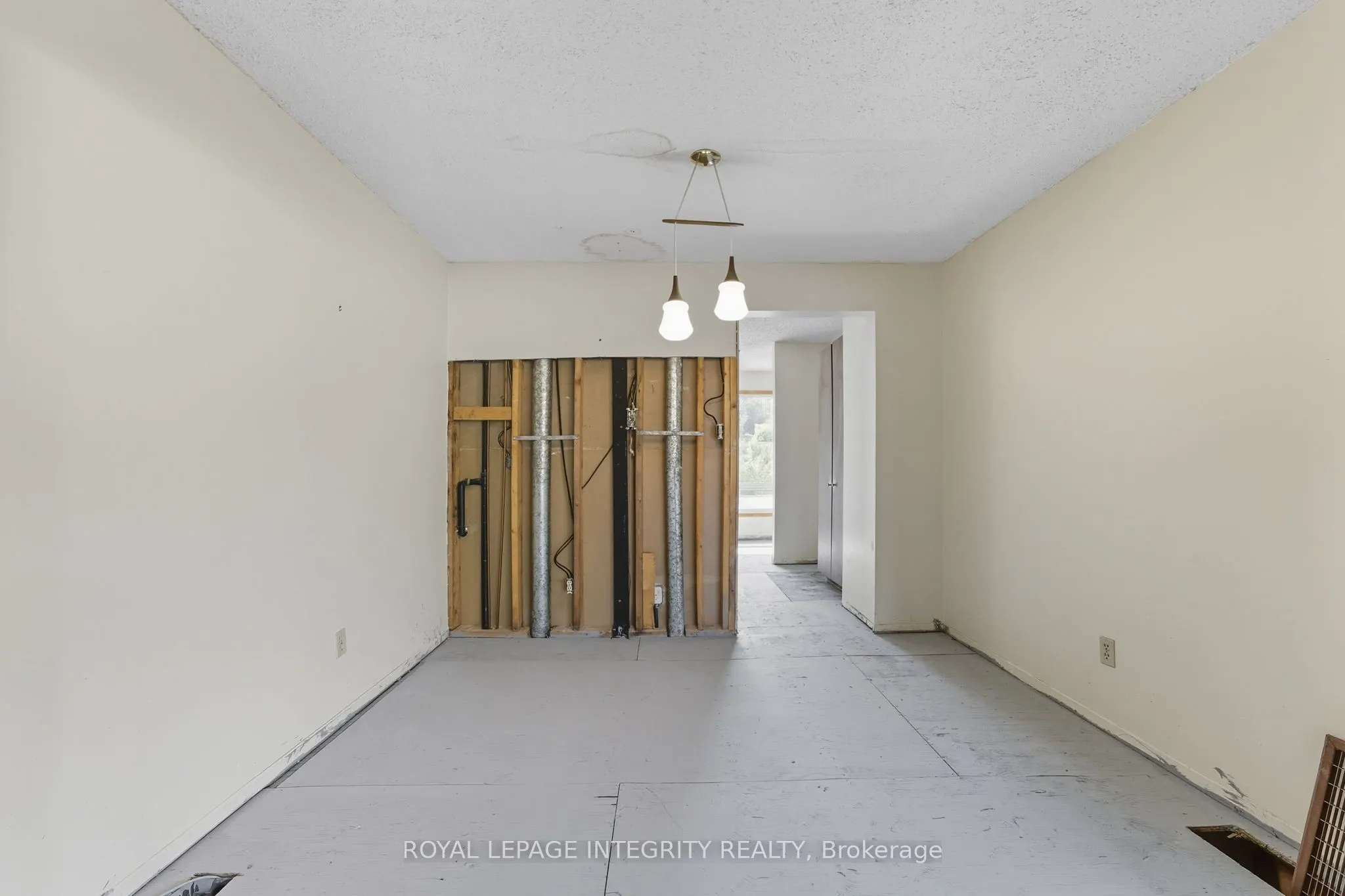 3565 Downpatrick Road, #14