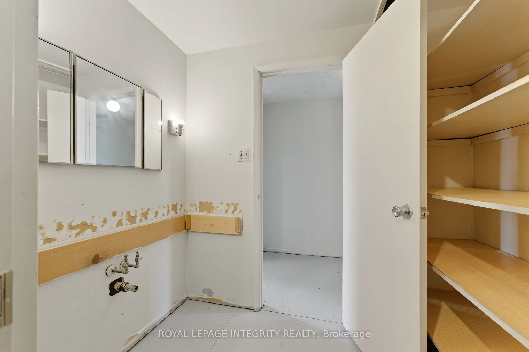 3565 Downpatrick Road, #14
