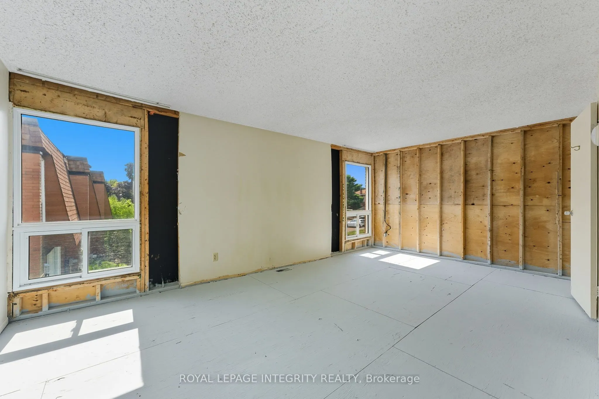 3565 Downpatrick Road, #14