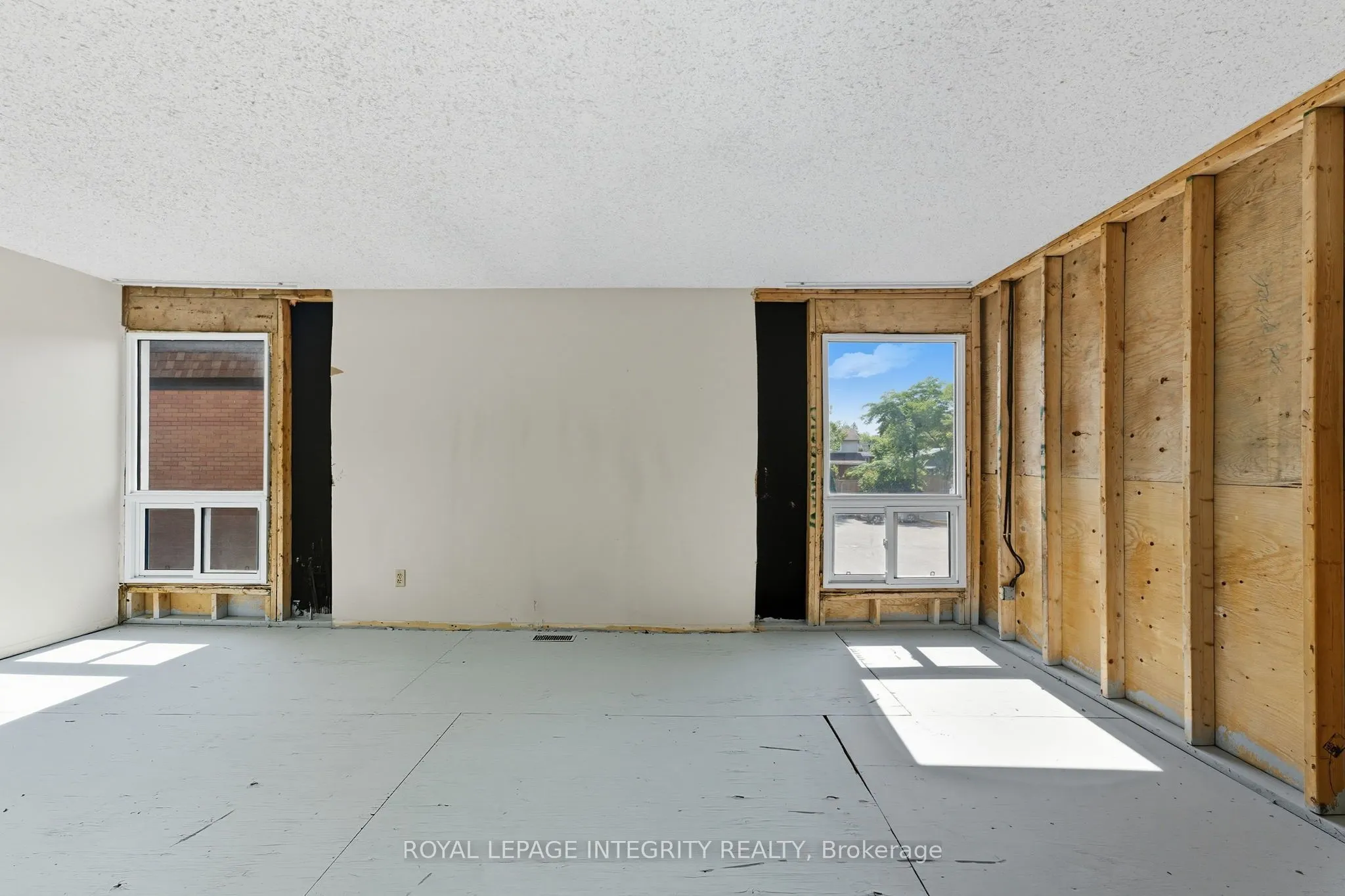 3565 Downpatrick Road, #14