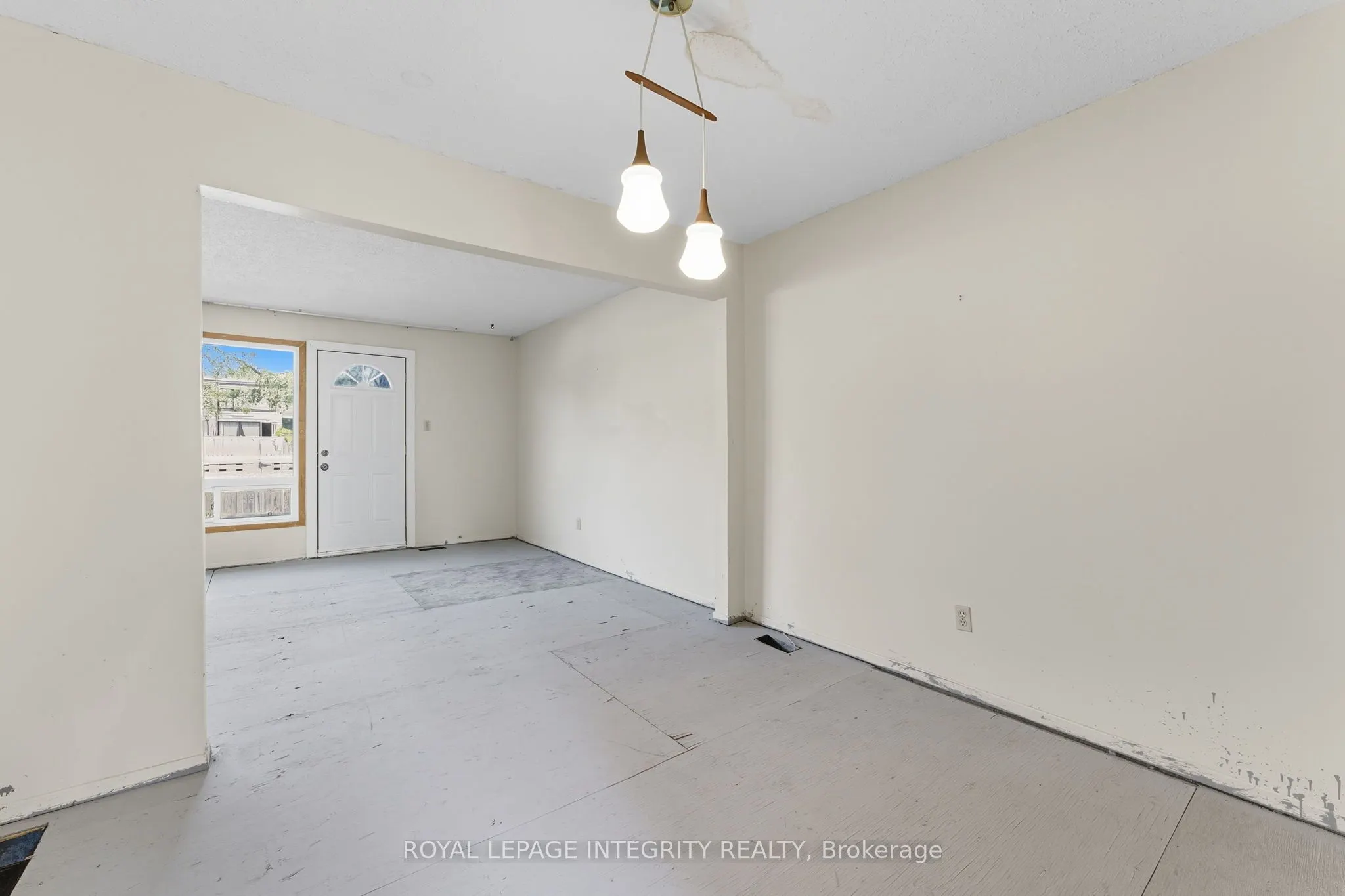 3565 Downpatrick Road, #14
