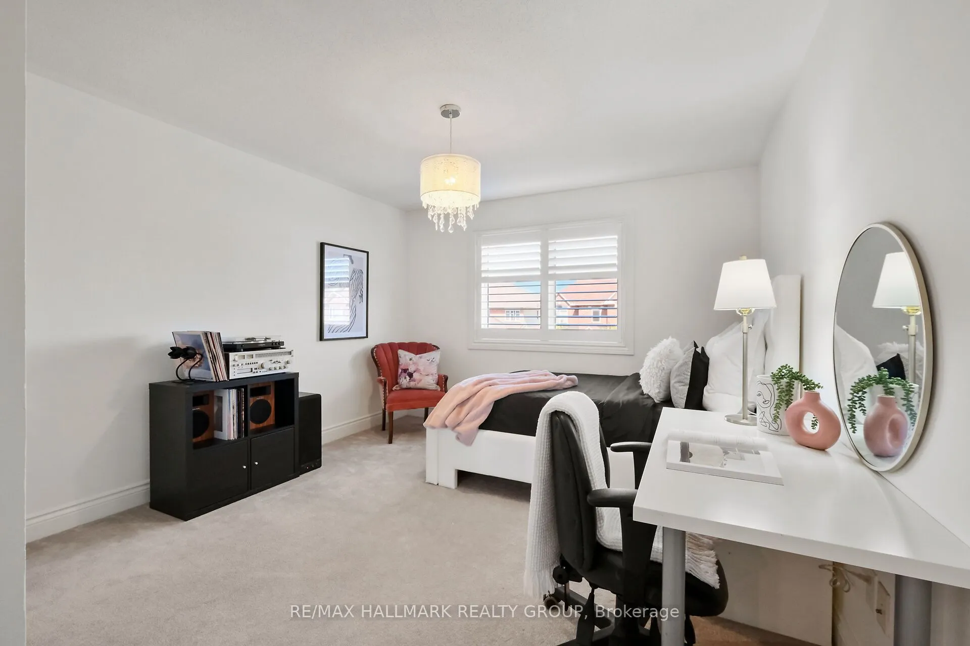 444 Frank Cauley Way