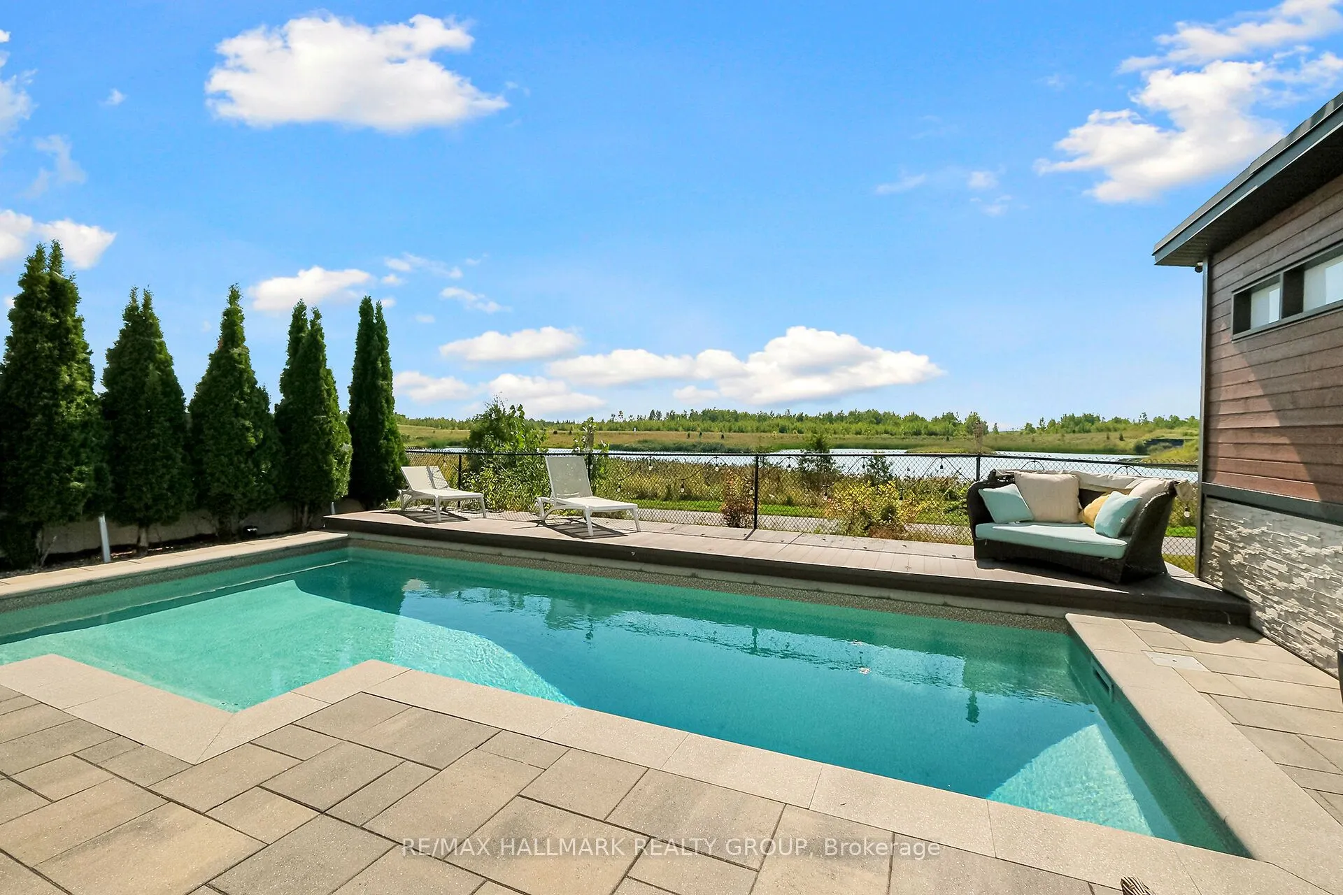 444 Frank Cauley Way