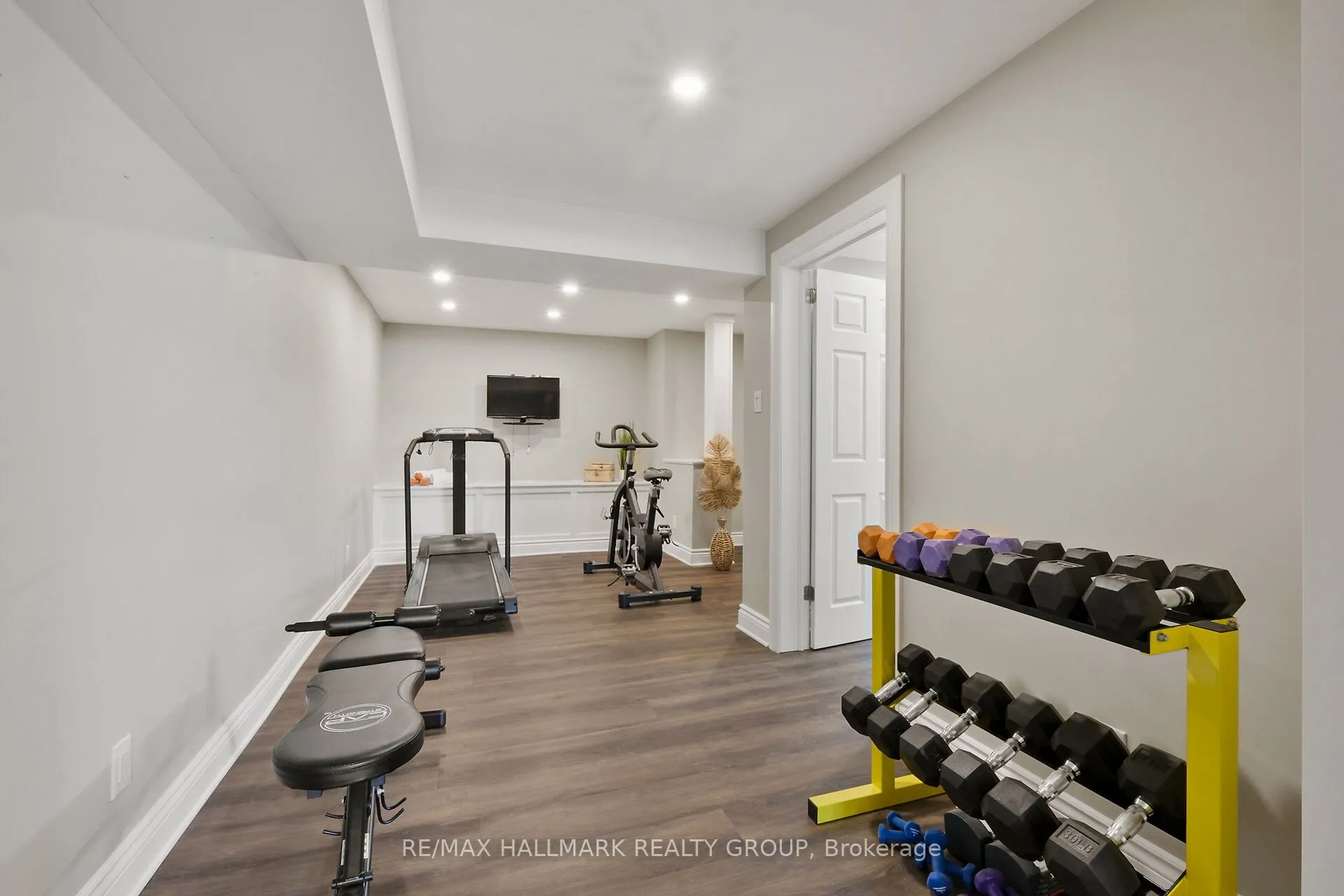 444 Frank Cauley Way