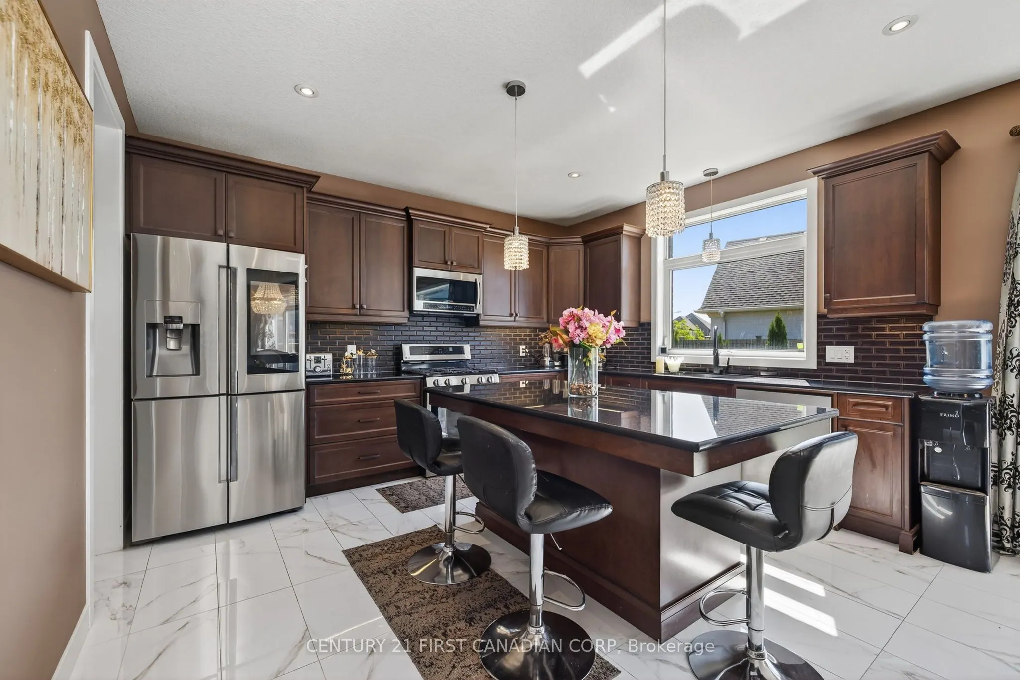 703 Zaifman Circle