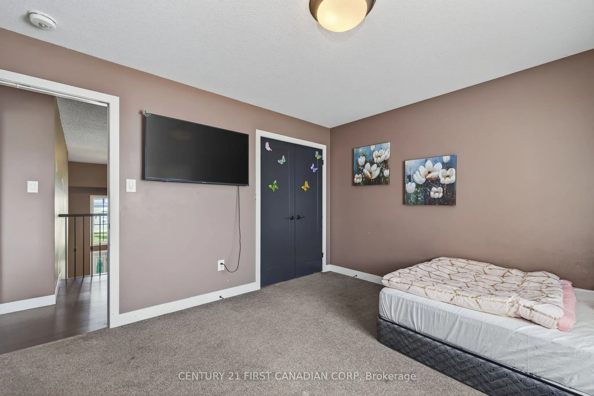 703 Zaifman Circle