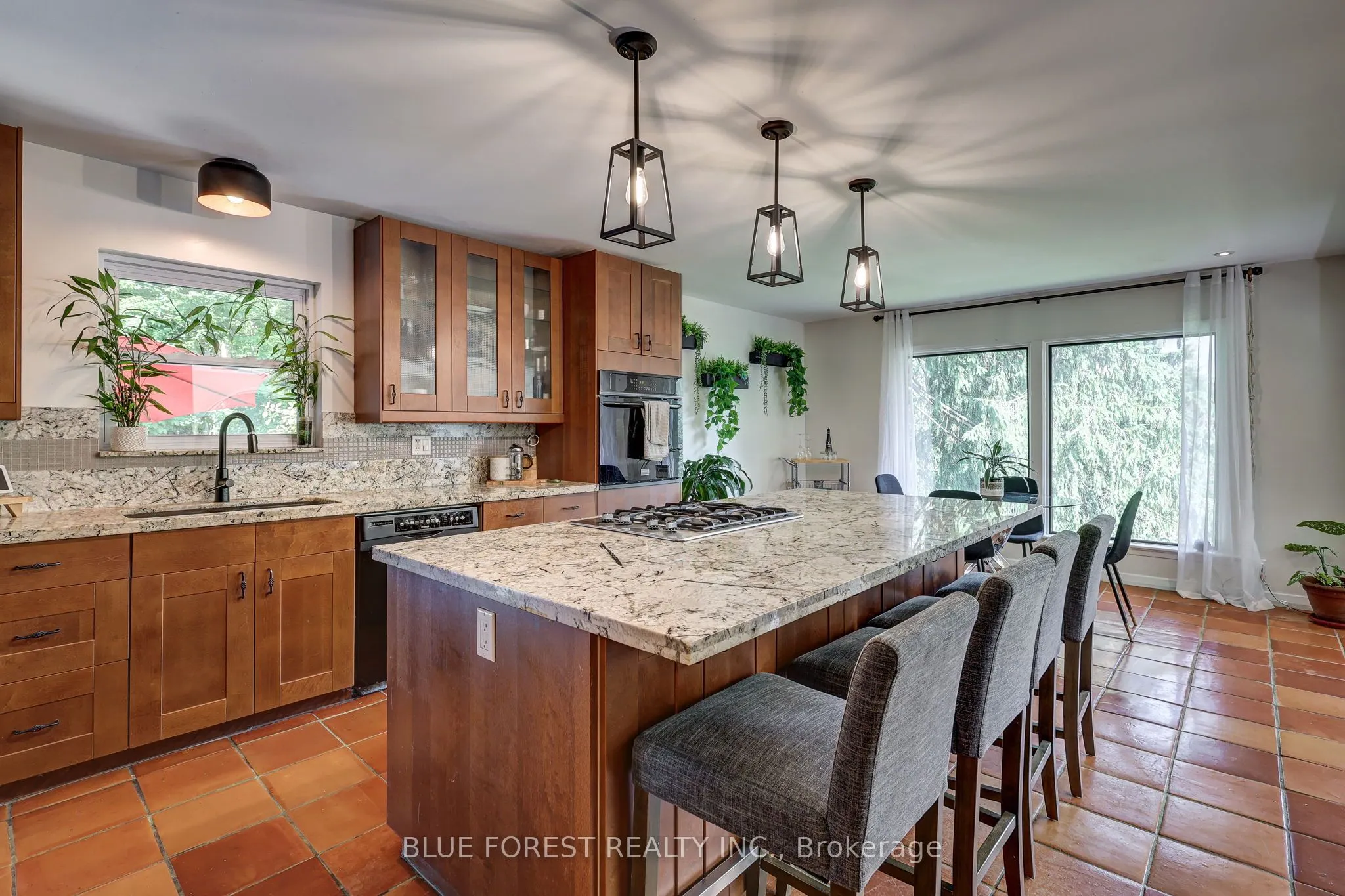 800 SPRINGBANK Drive