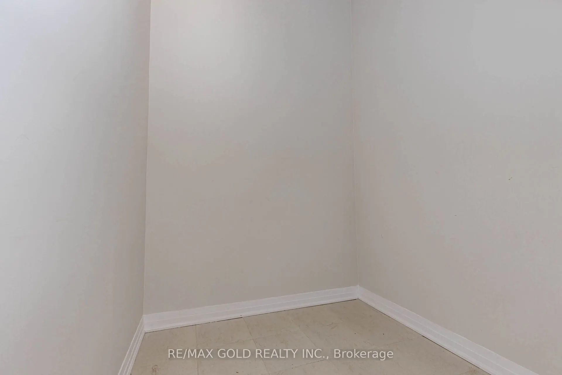 124 Seabrook Drive, #3