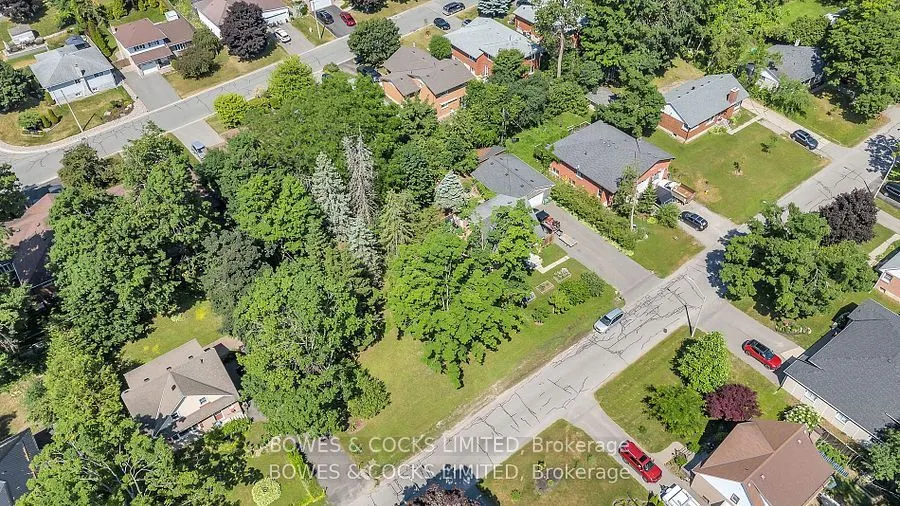 125 Greenhill Drive
