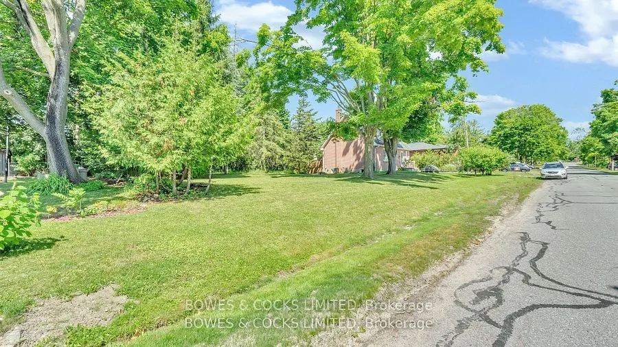 125 Greenhill Drive