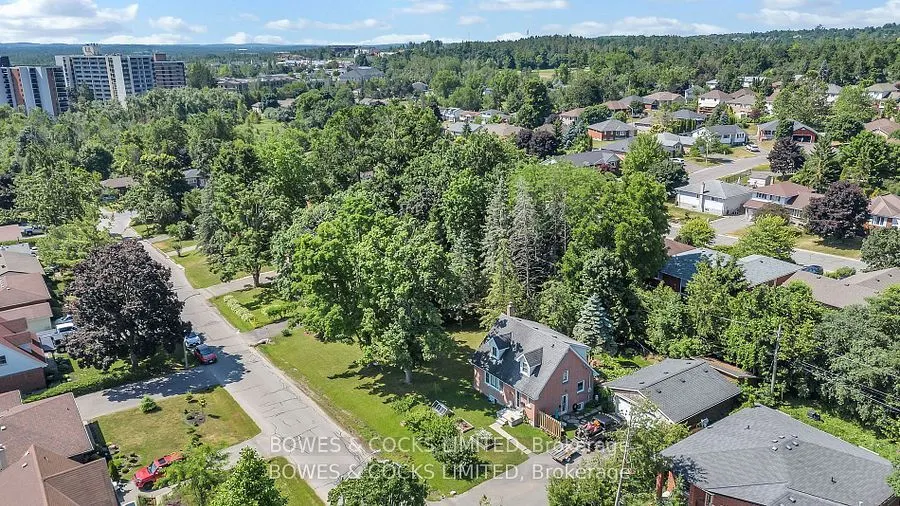 125 Greenhill Drive