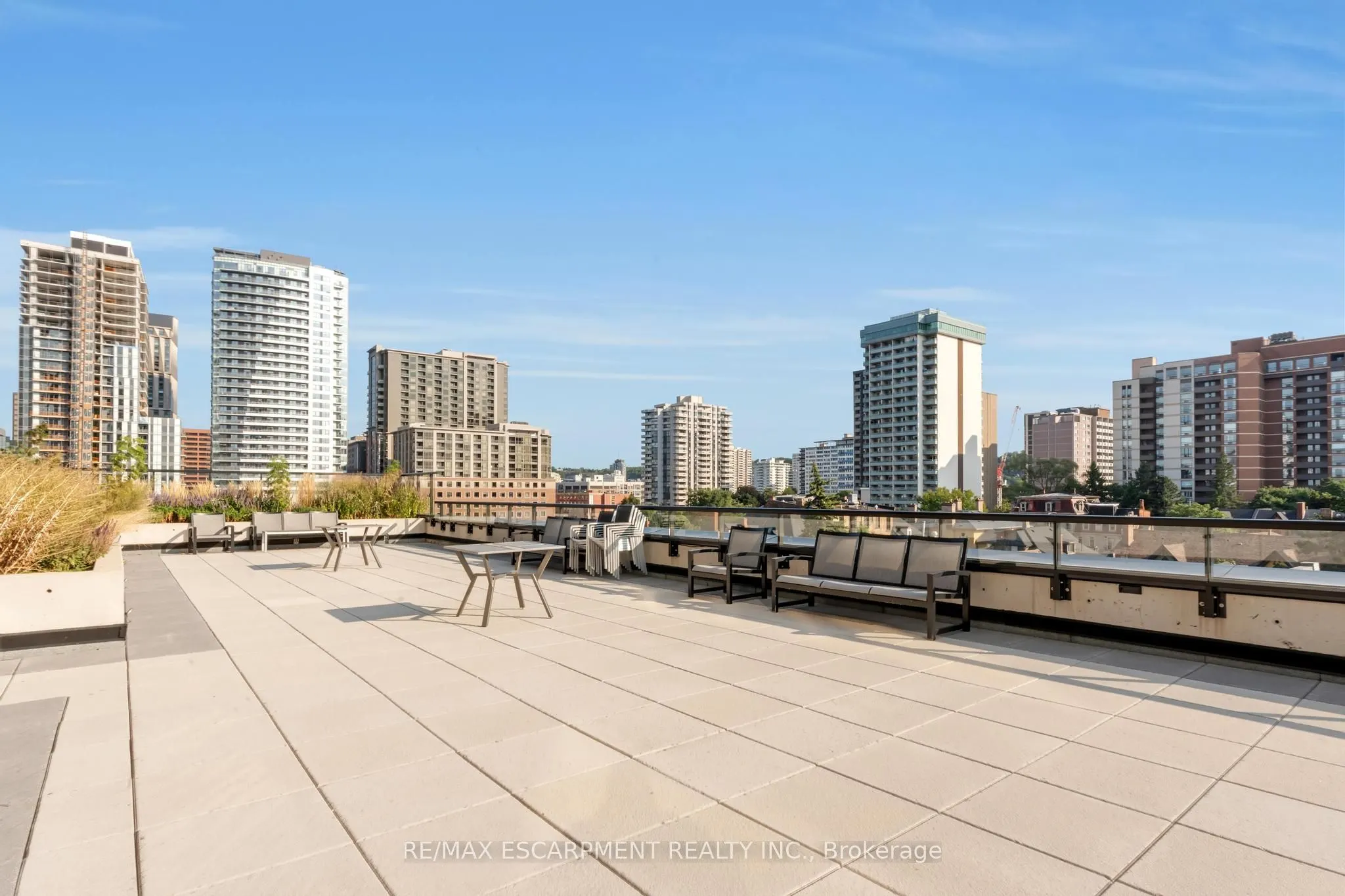 15 Queen Street S, #1210