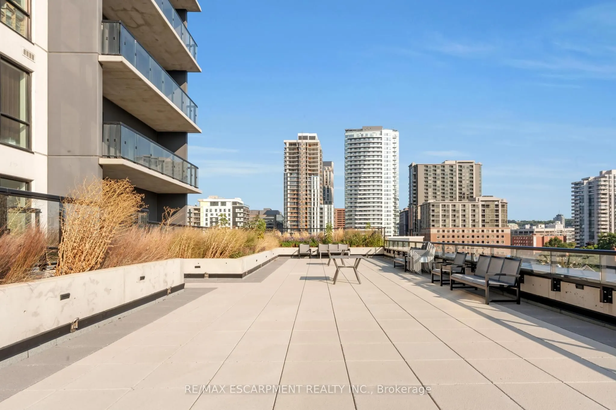 15 Queen Street S, #1210