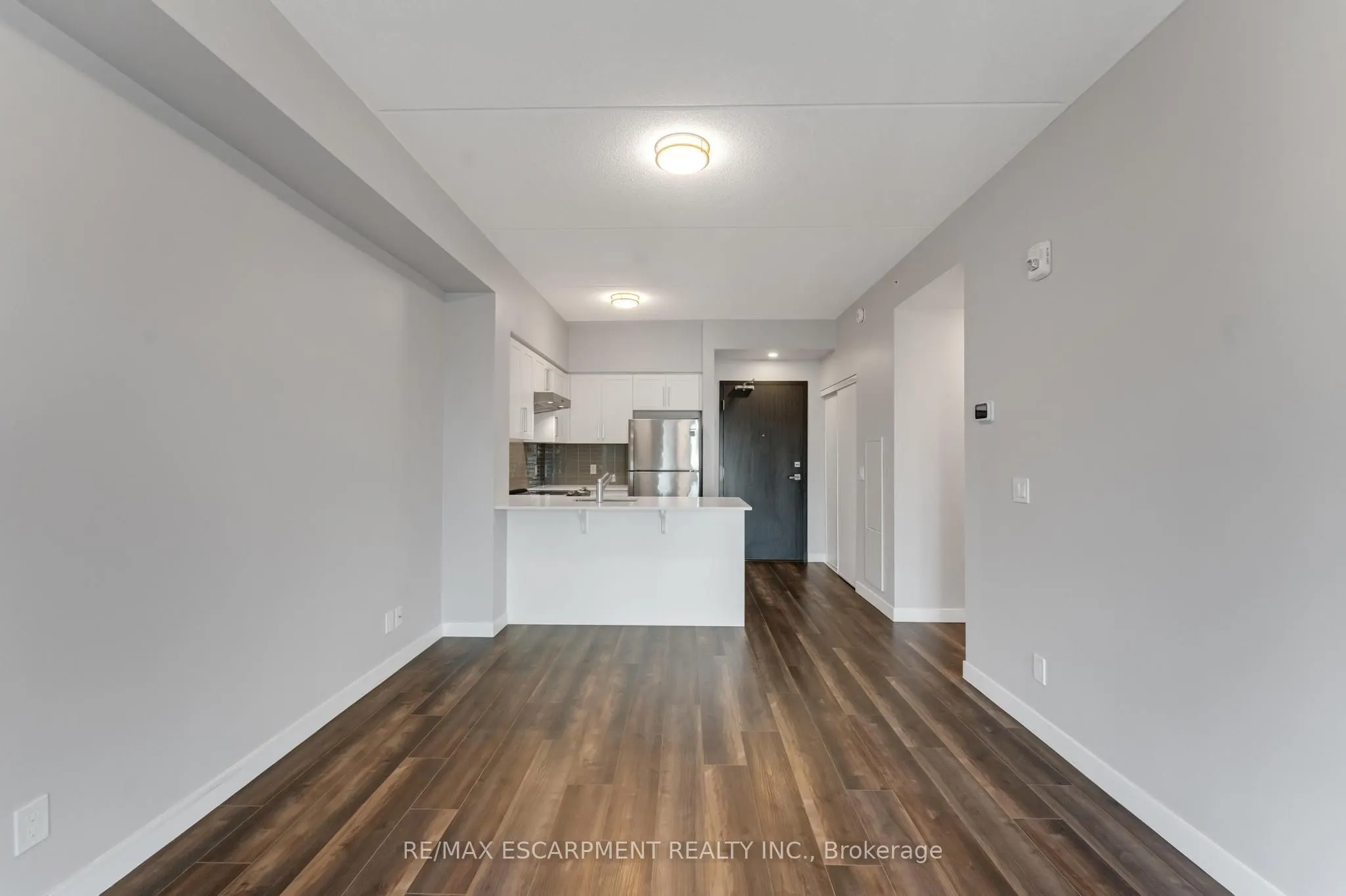 15 Queen Street S, #1210