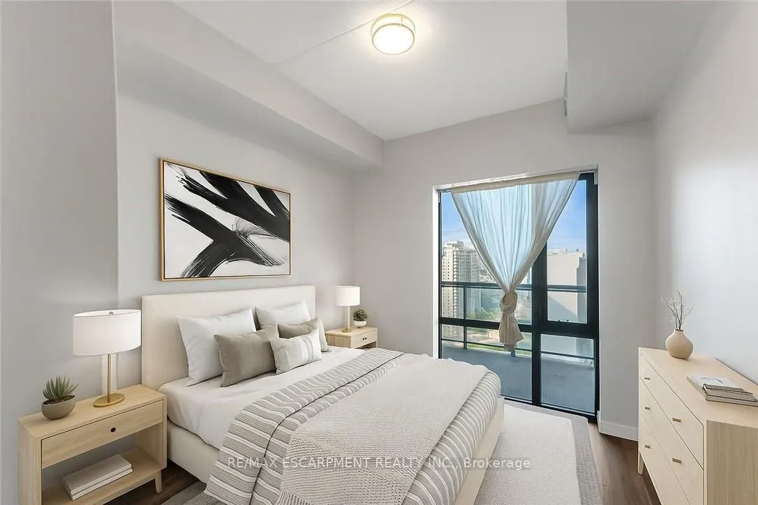 15 Queen Street S, #1210