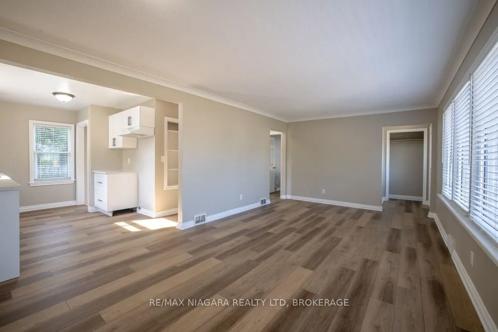 324 Linwell Road