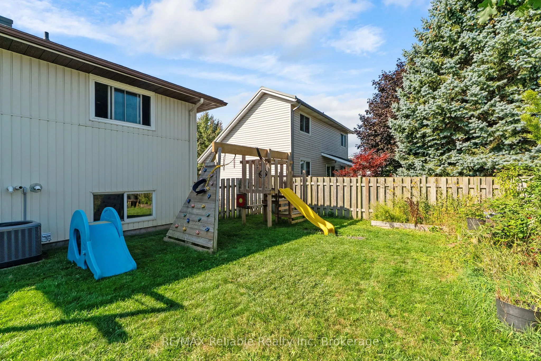 36 Lee Crescent
