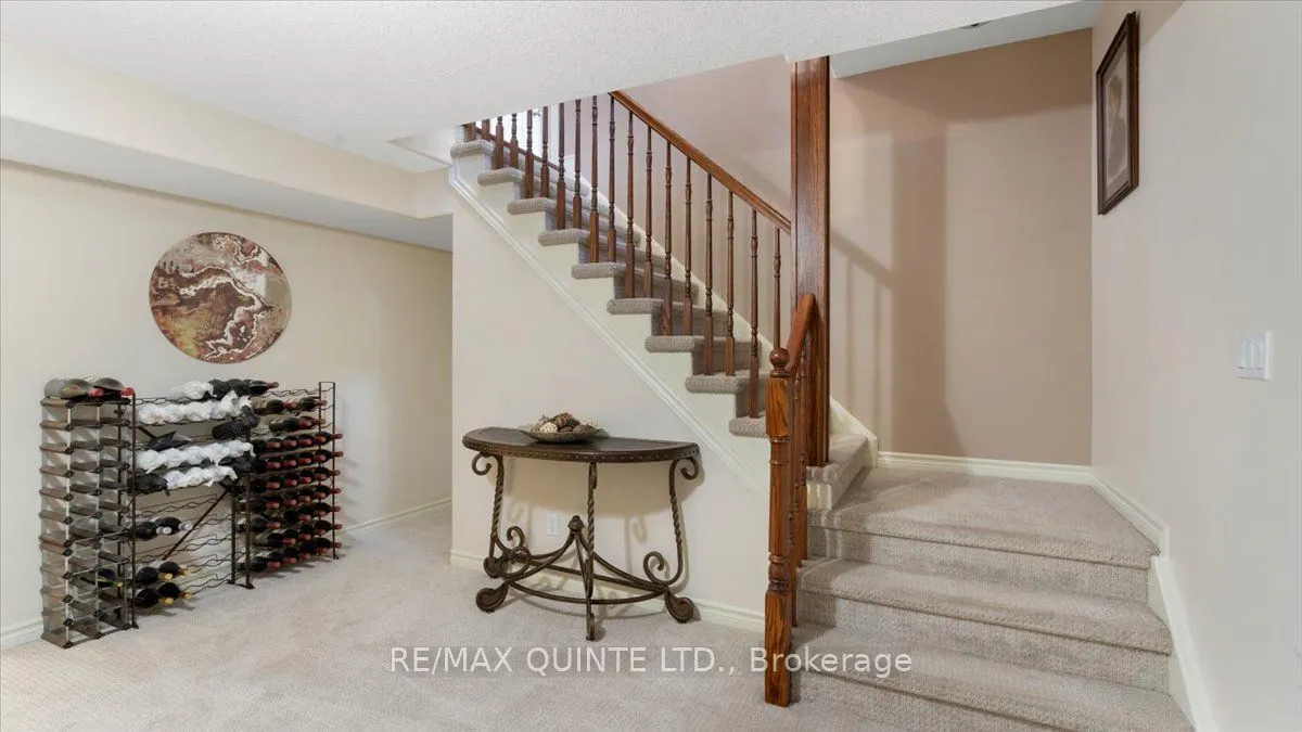39 Deerfield Court