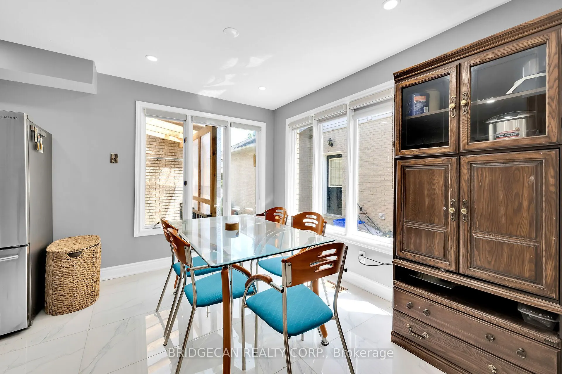 25 Highbury Drive