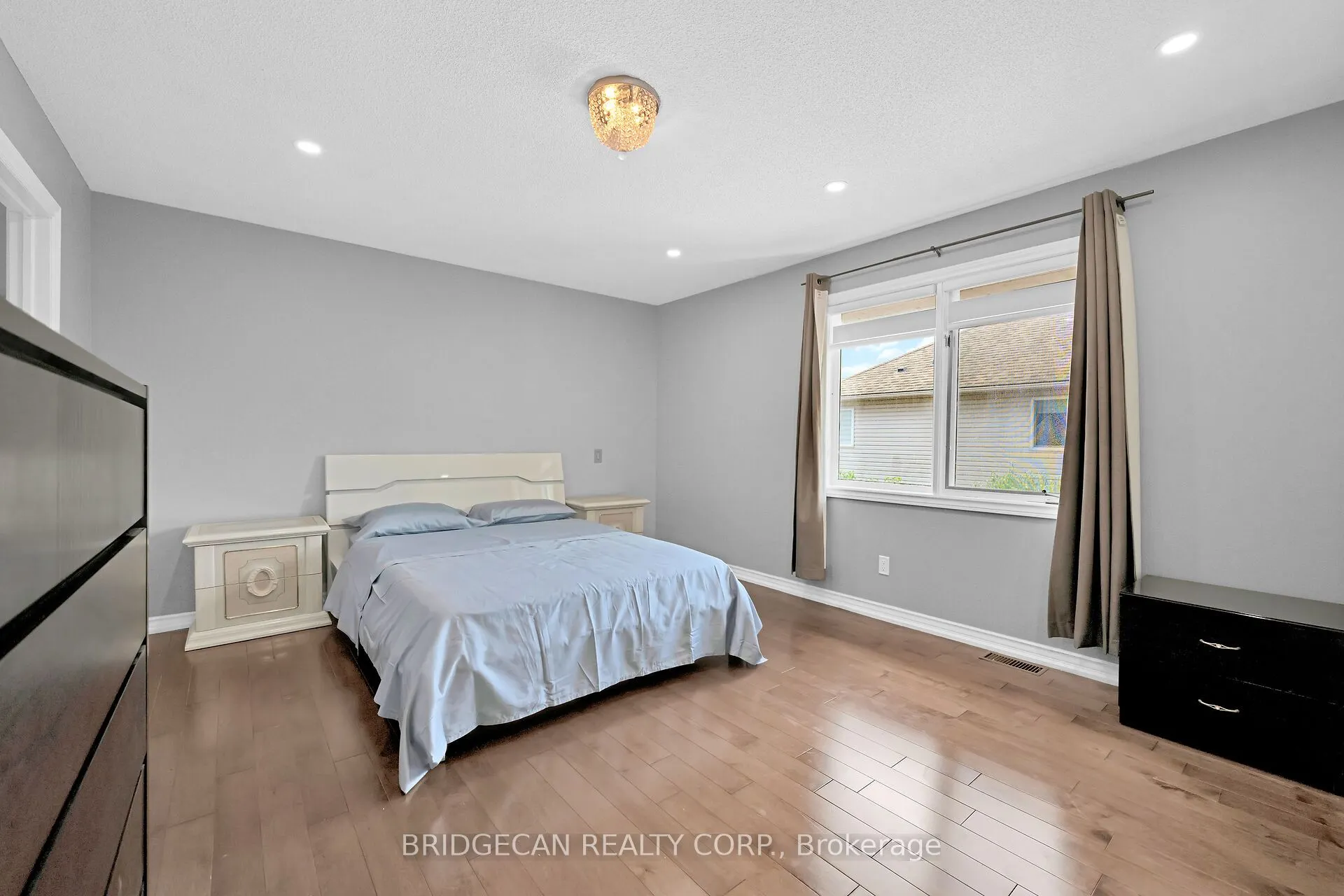 25 Highbury Drive