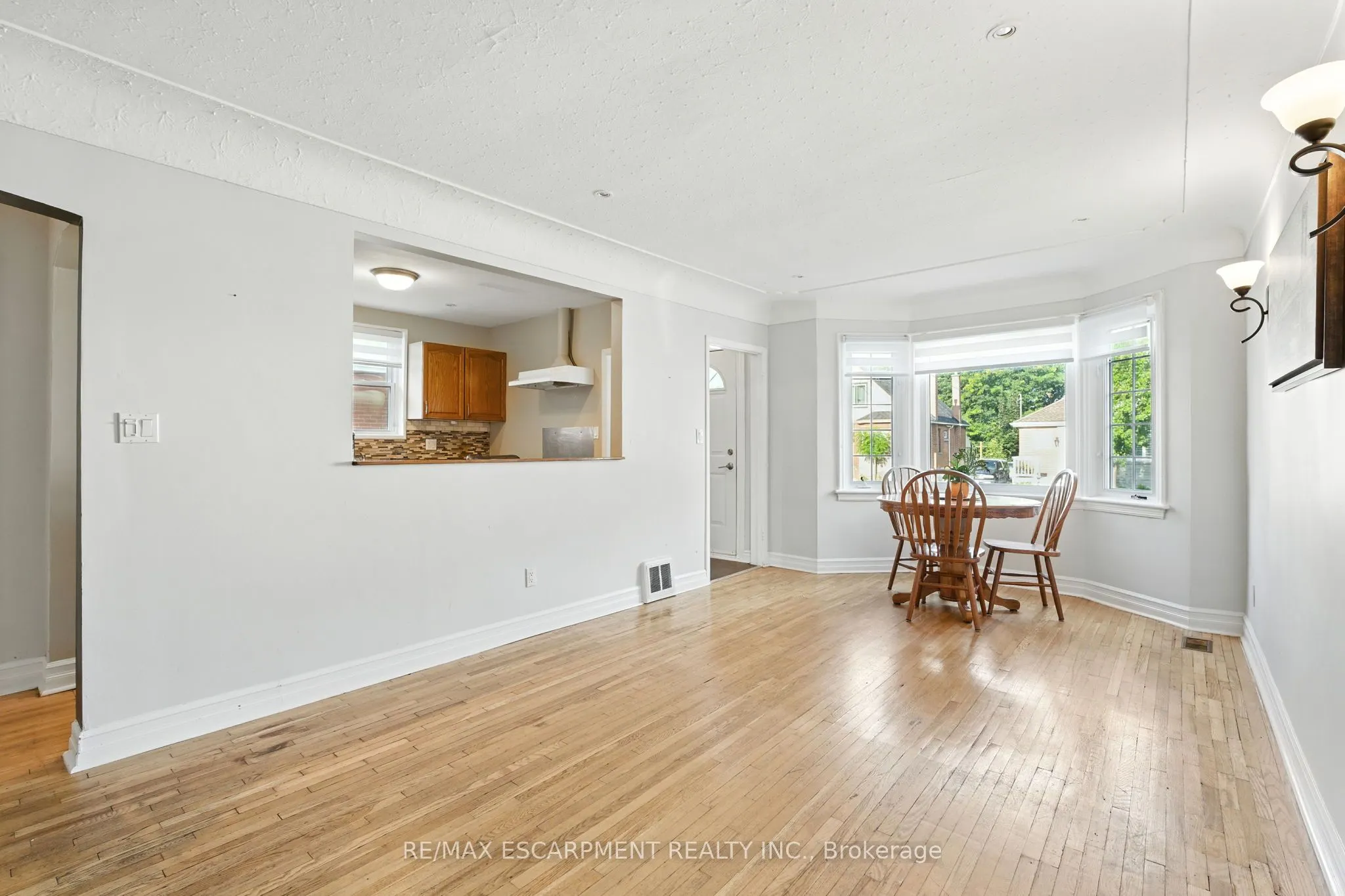 261 East 14th Street