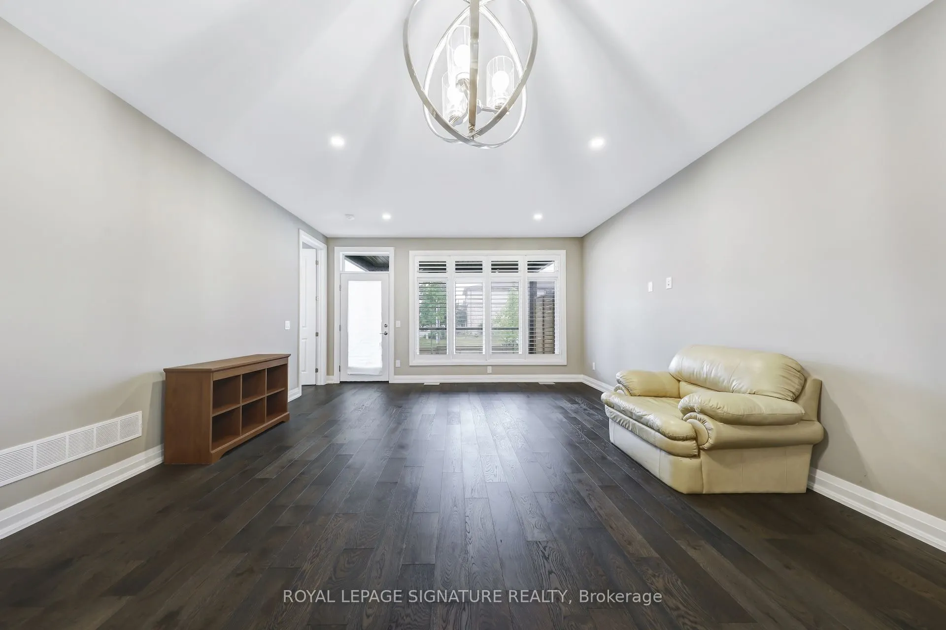8974 Willoughby Drive, #2