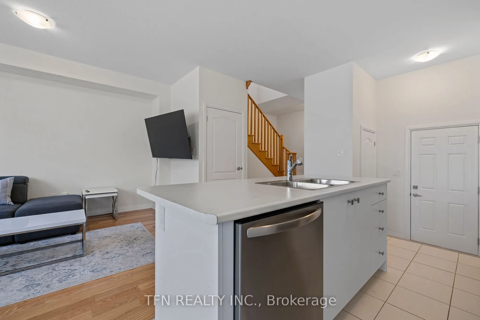 94 Granville Crescent