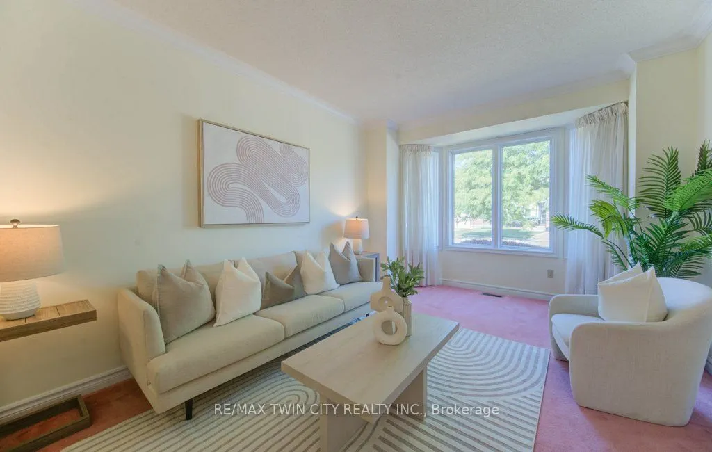 53 Lynnvalley Crescent
