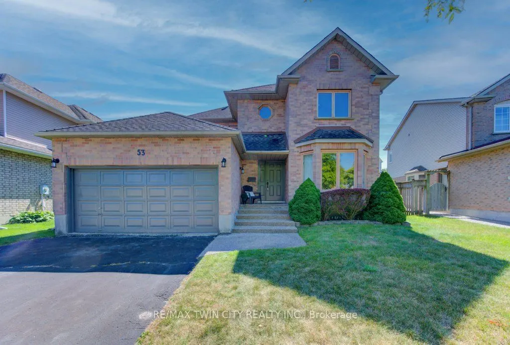 53 Lynnvalley Crescent