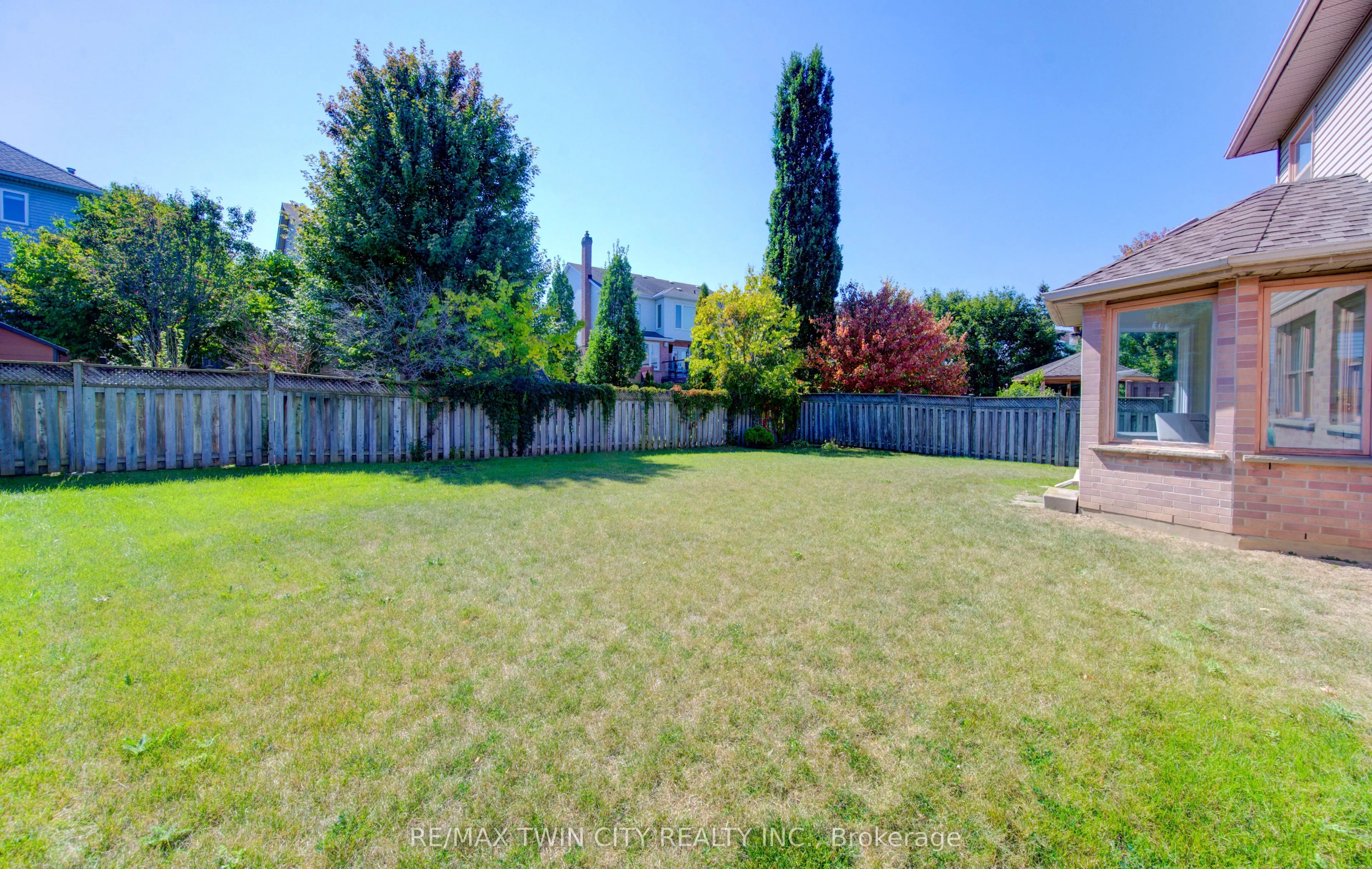 53 Lynnvalley Crescent