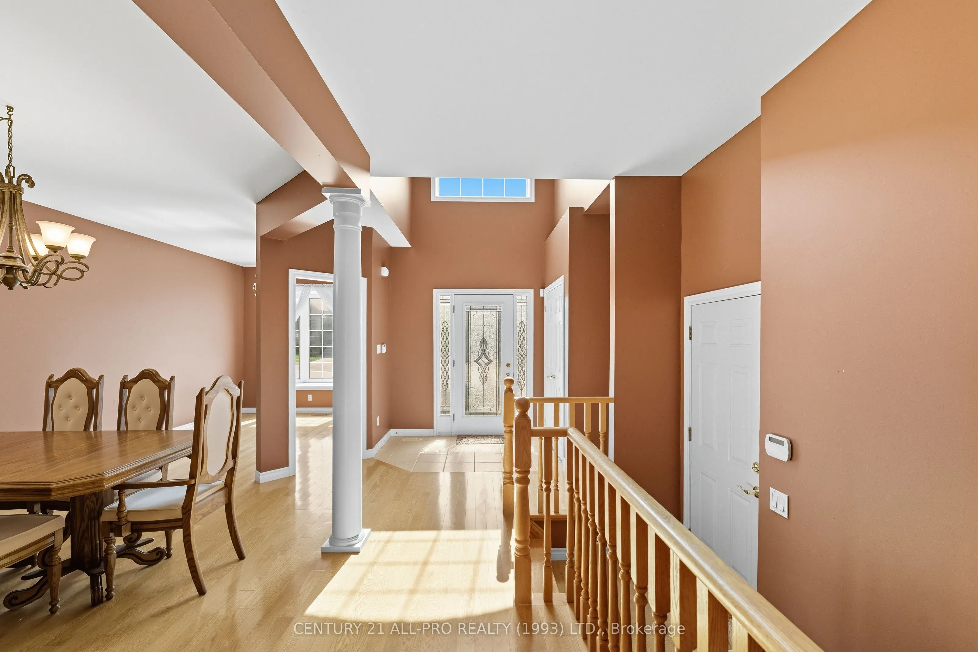 10 Ellis Crescent