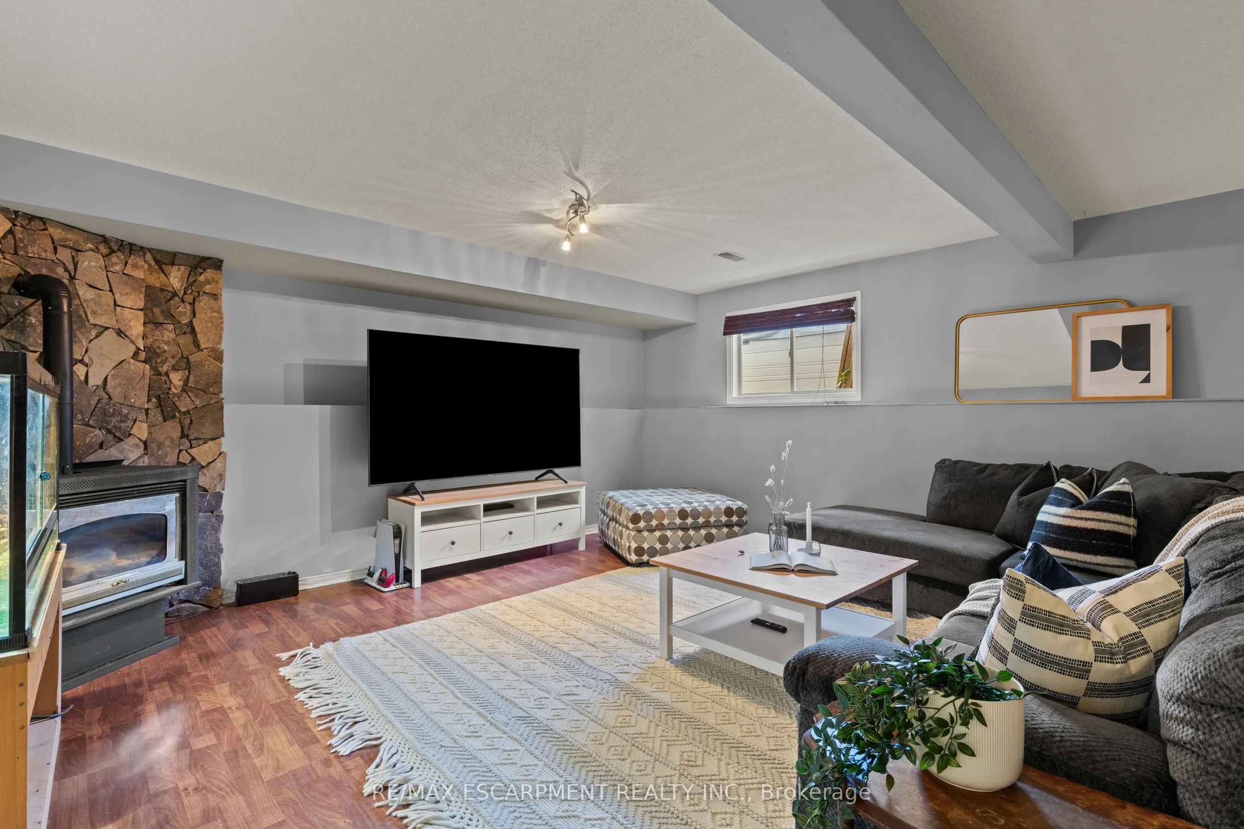 15 Oak Avenue, #A