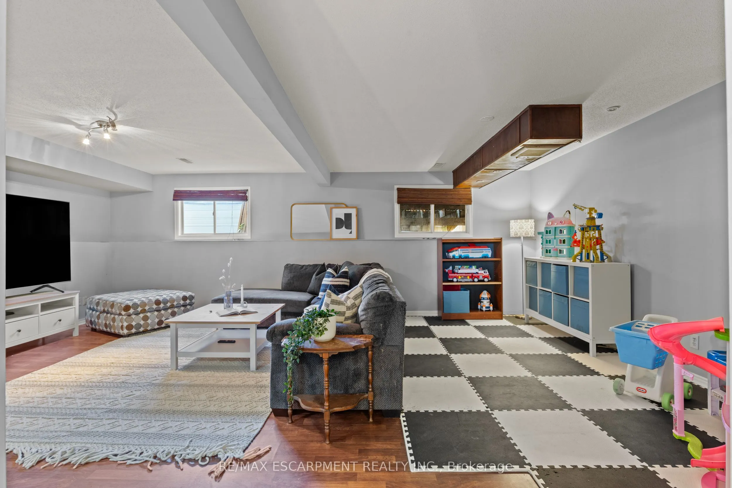 15 Oak Avenue, #A
