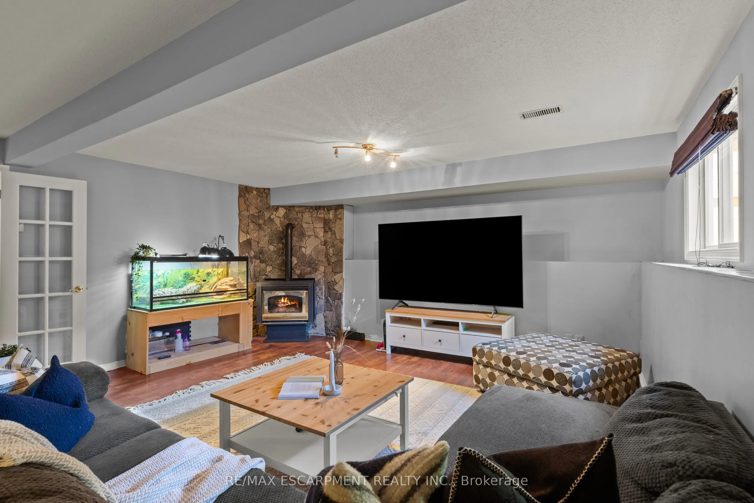15 Oak Avenue, #A