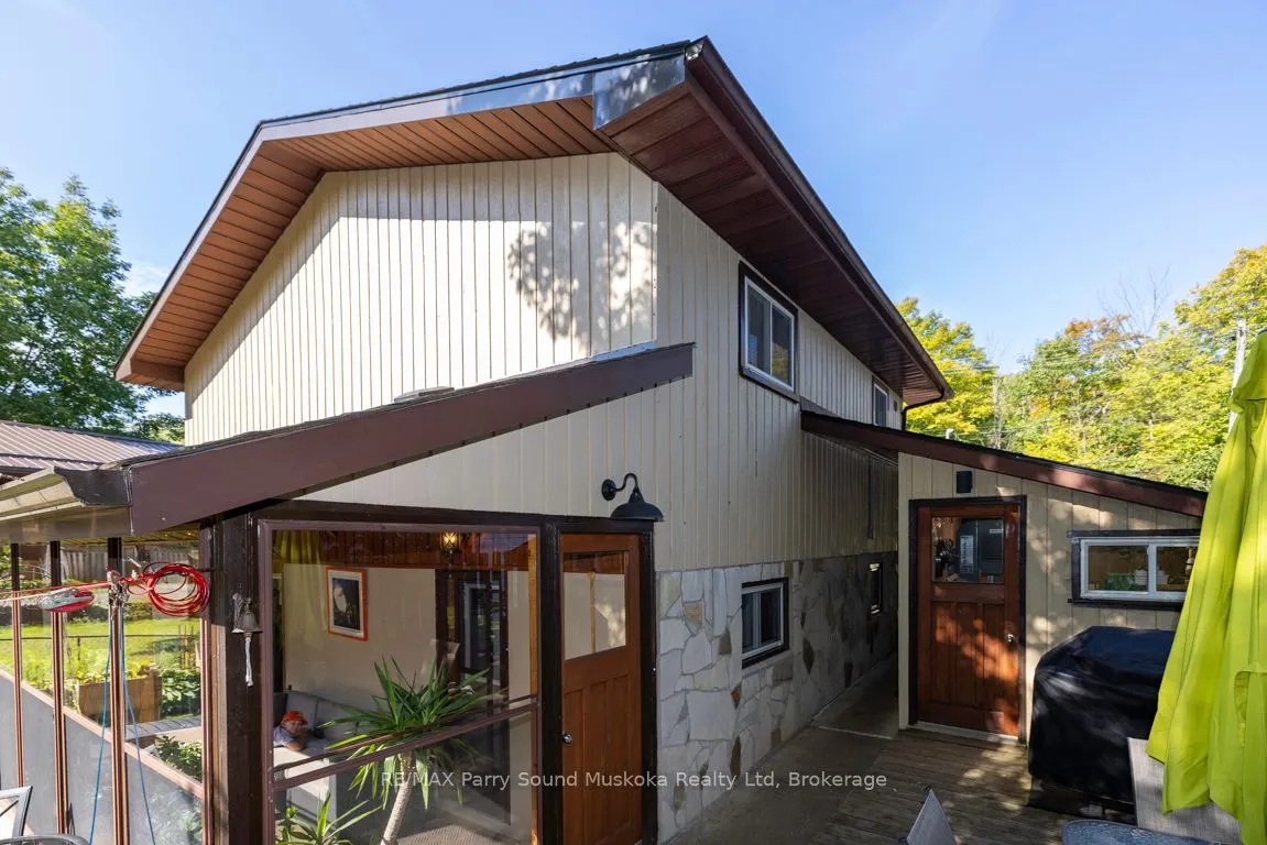 28 Forest Street