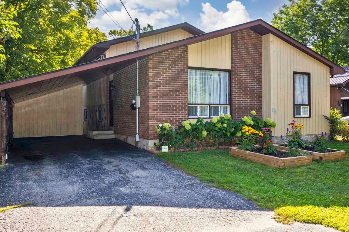 28 Forest Street
