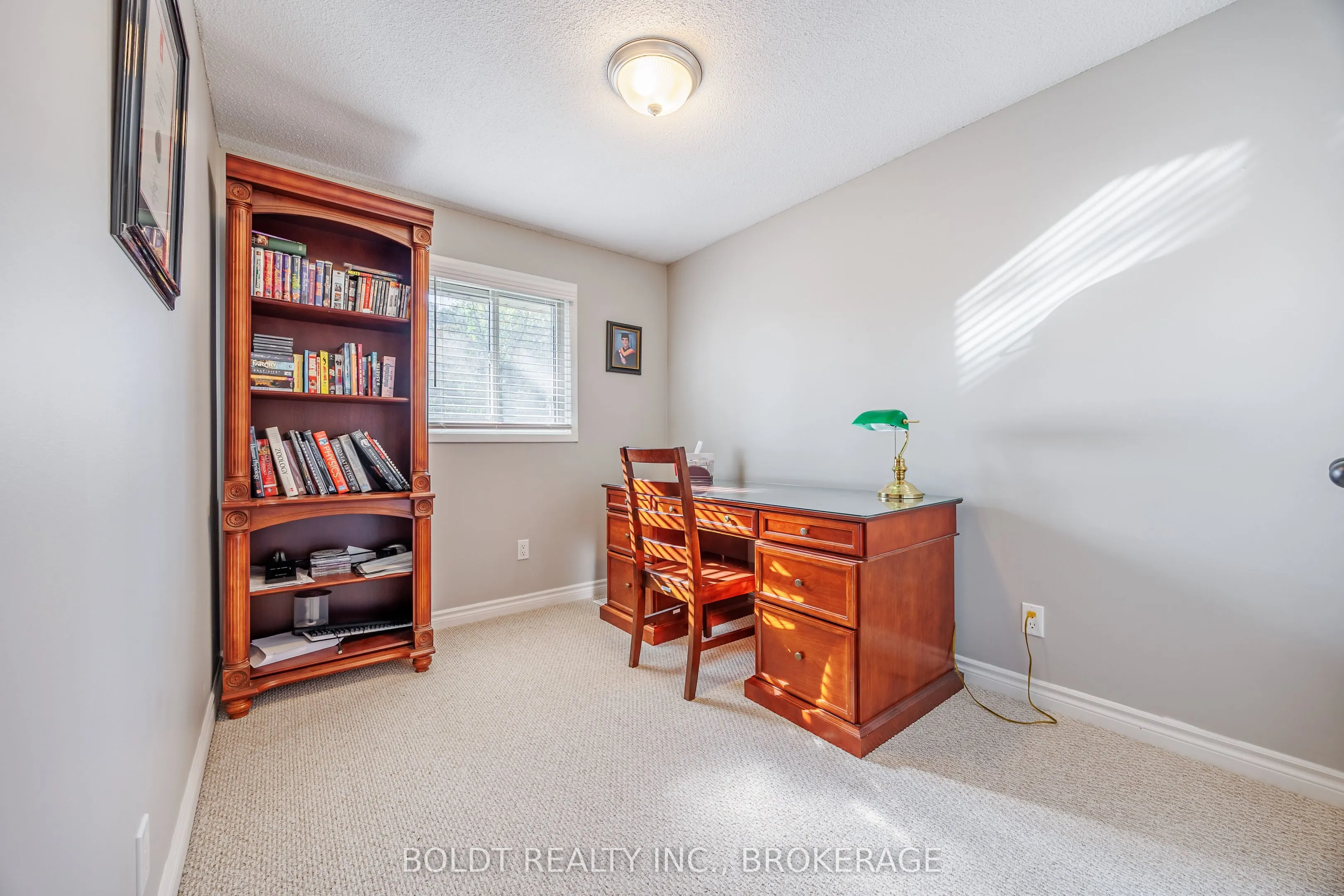 302 Vine Street, #27