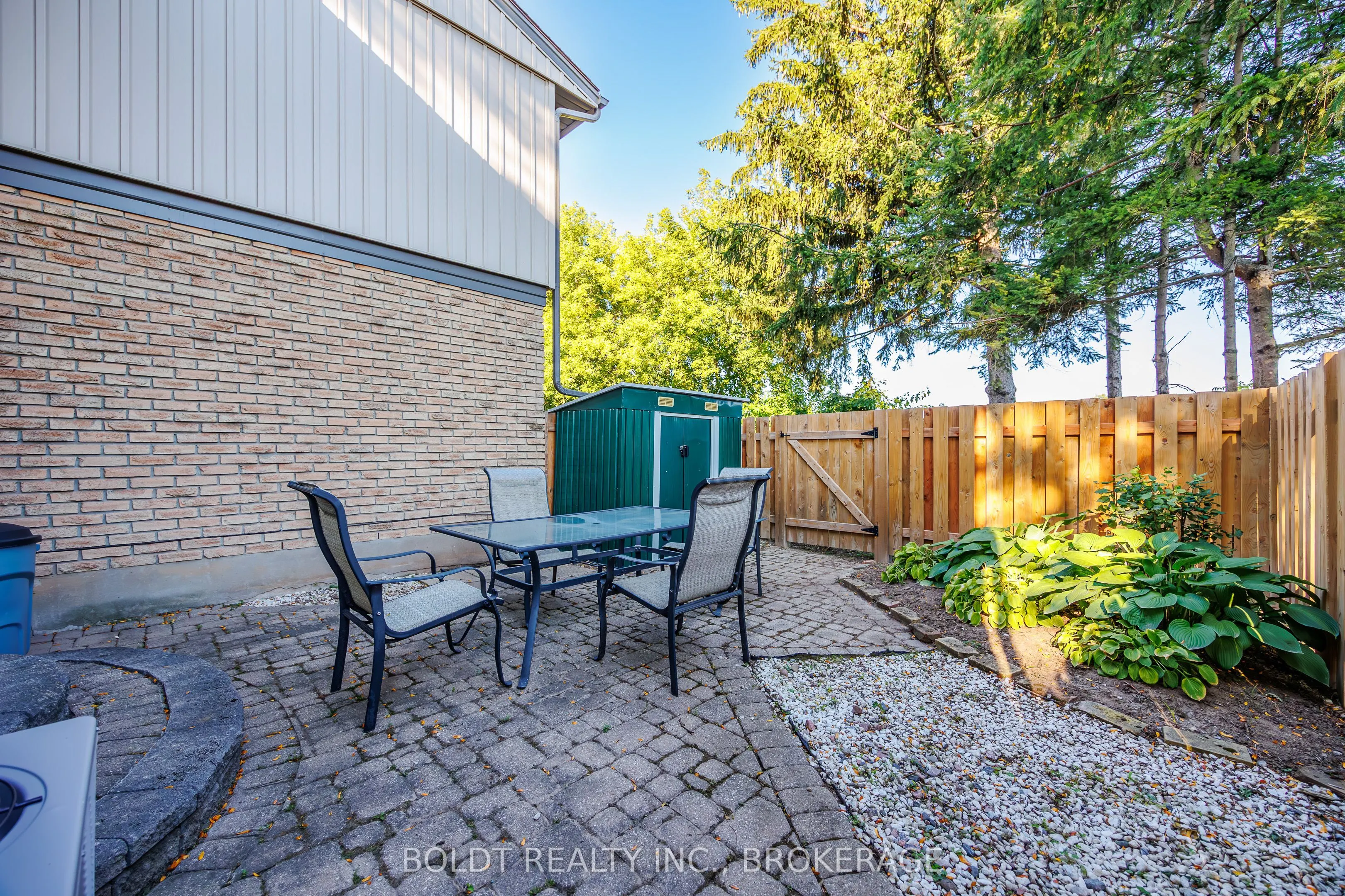 302 Vine Street, #27