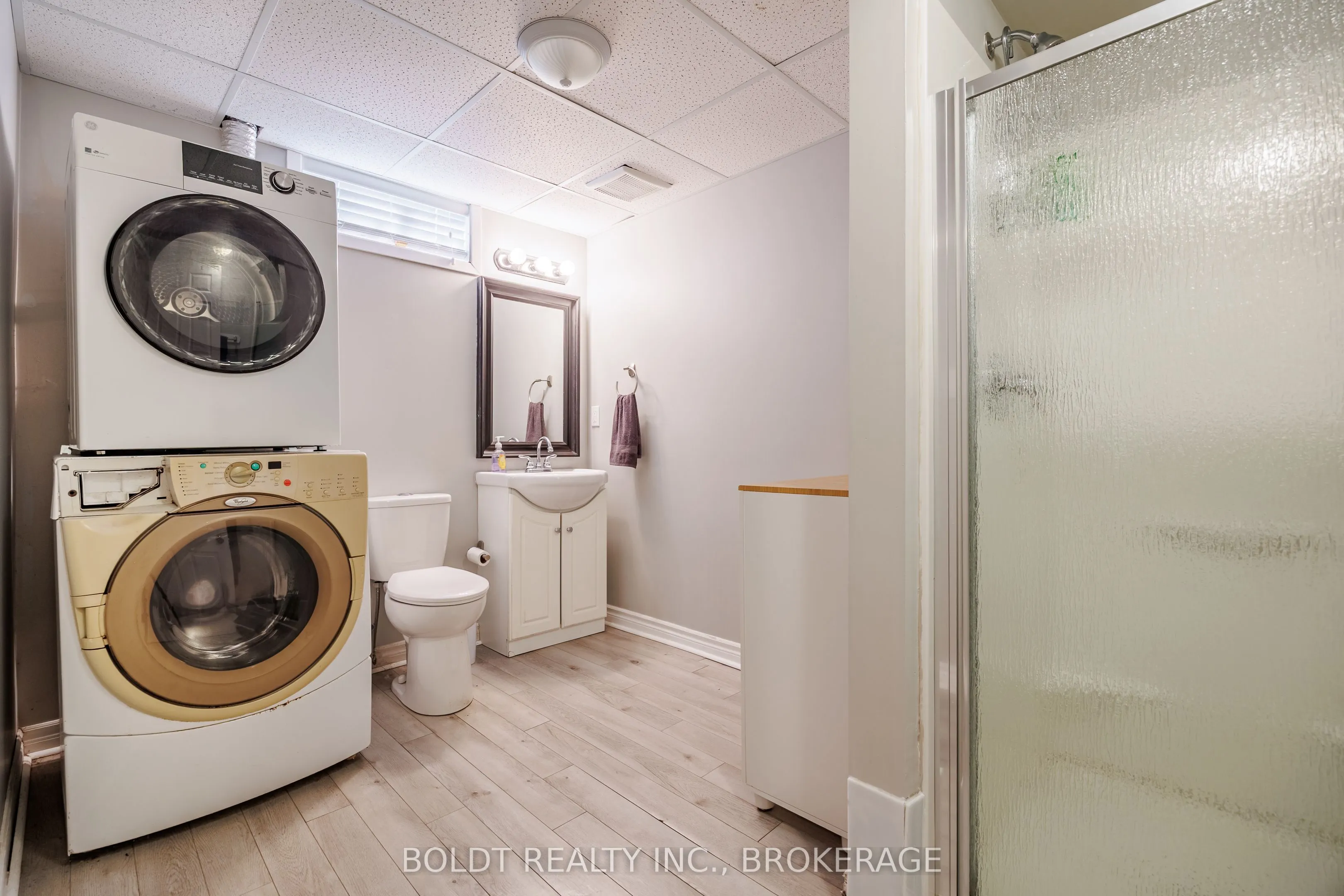 302 Vine Street, #27