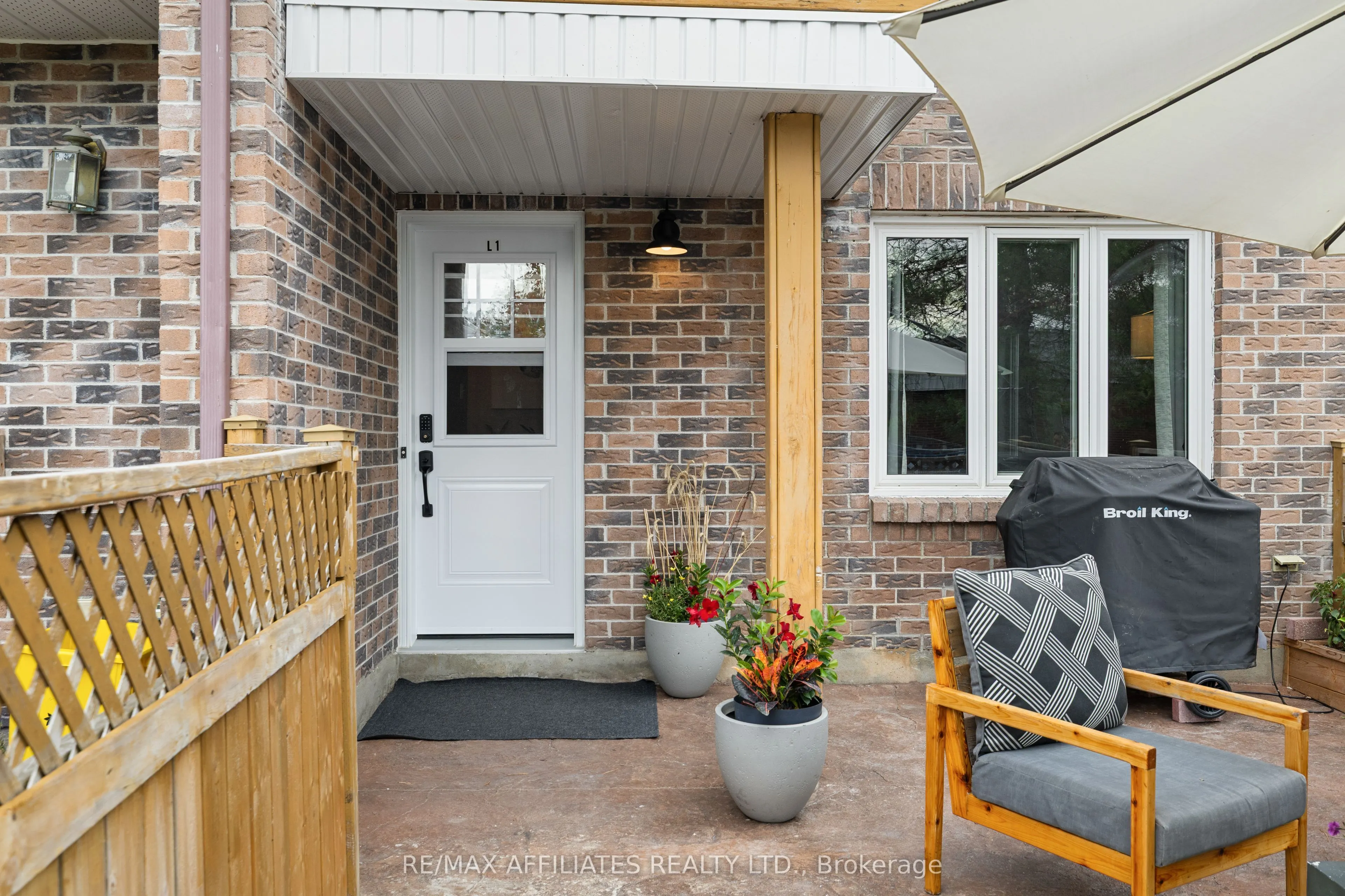 85 Findlay Avenue, #L1